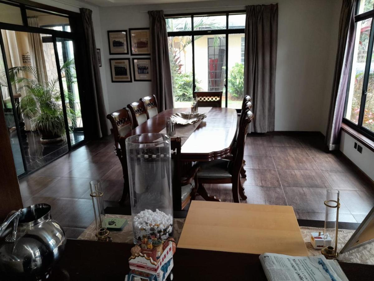 Florances Rest House Nairobi Luaran gambar