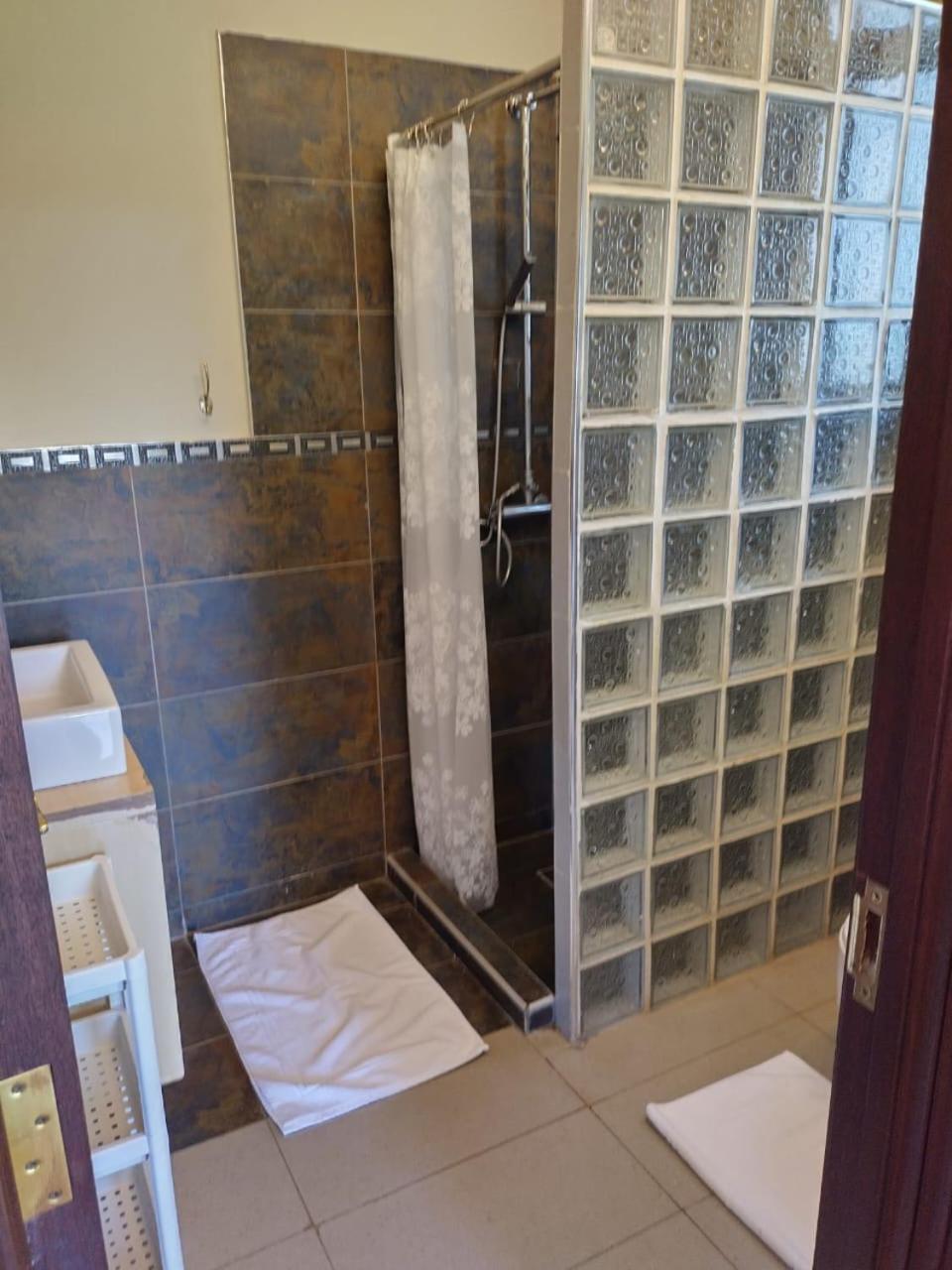 Florances Rest House Nairobi Luaran gambar